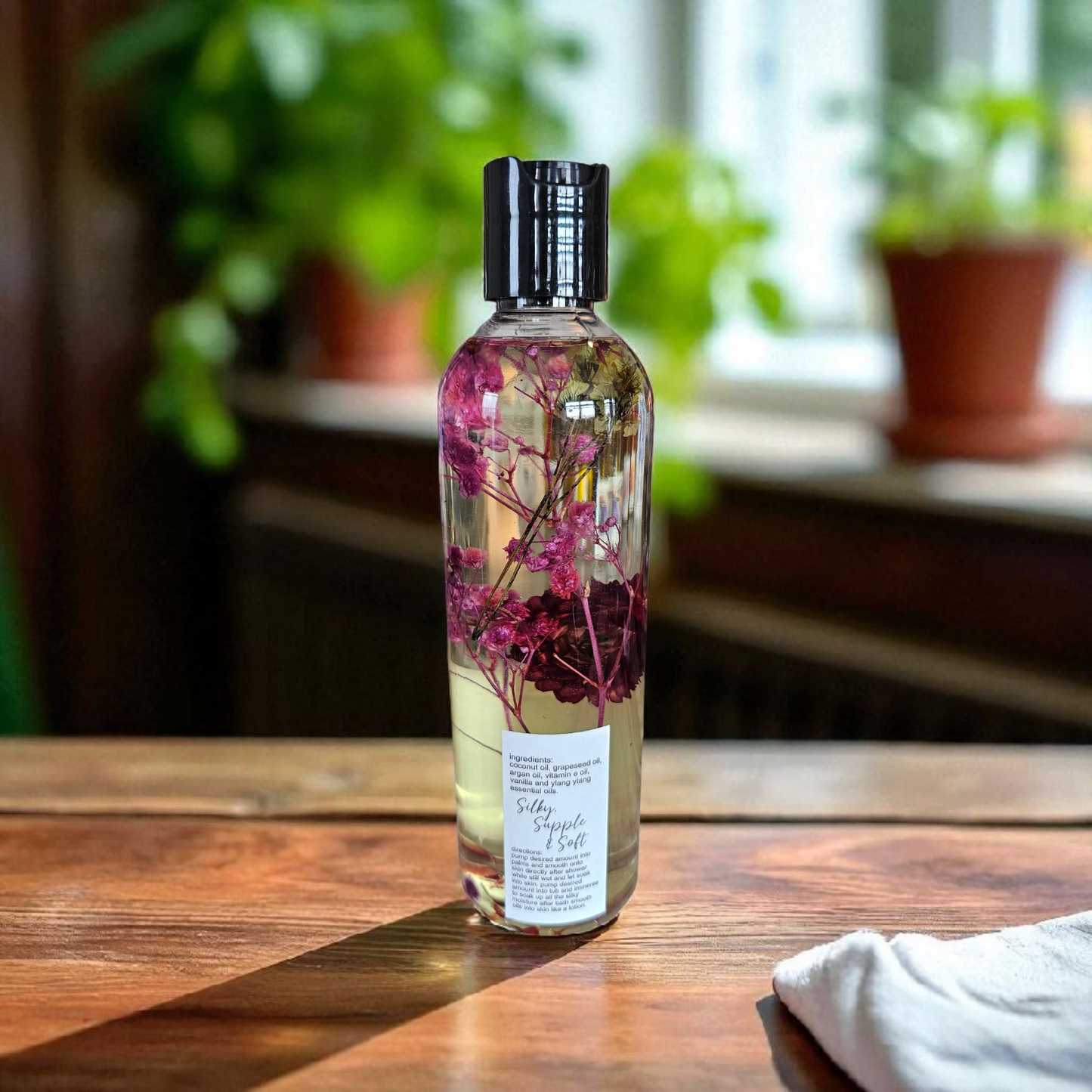 Summer Nights Shower and Bath Oil (8oz)/ Huile de Douche et de Bain Nuits d’Été (240 ml)