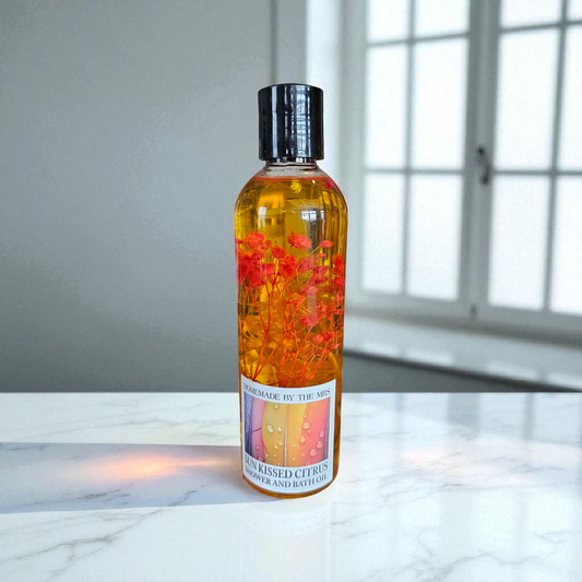 Sun Kissed Shower and Bath Oil (8oz) / Huile de Douche et de Bain Baiser du Soleil (240 ml)