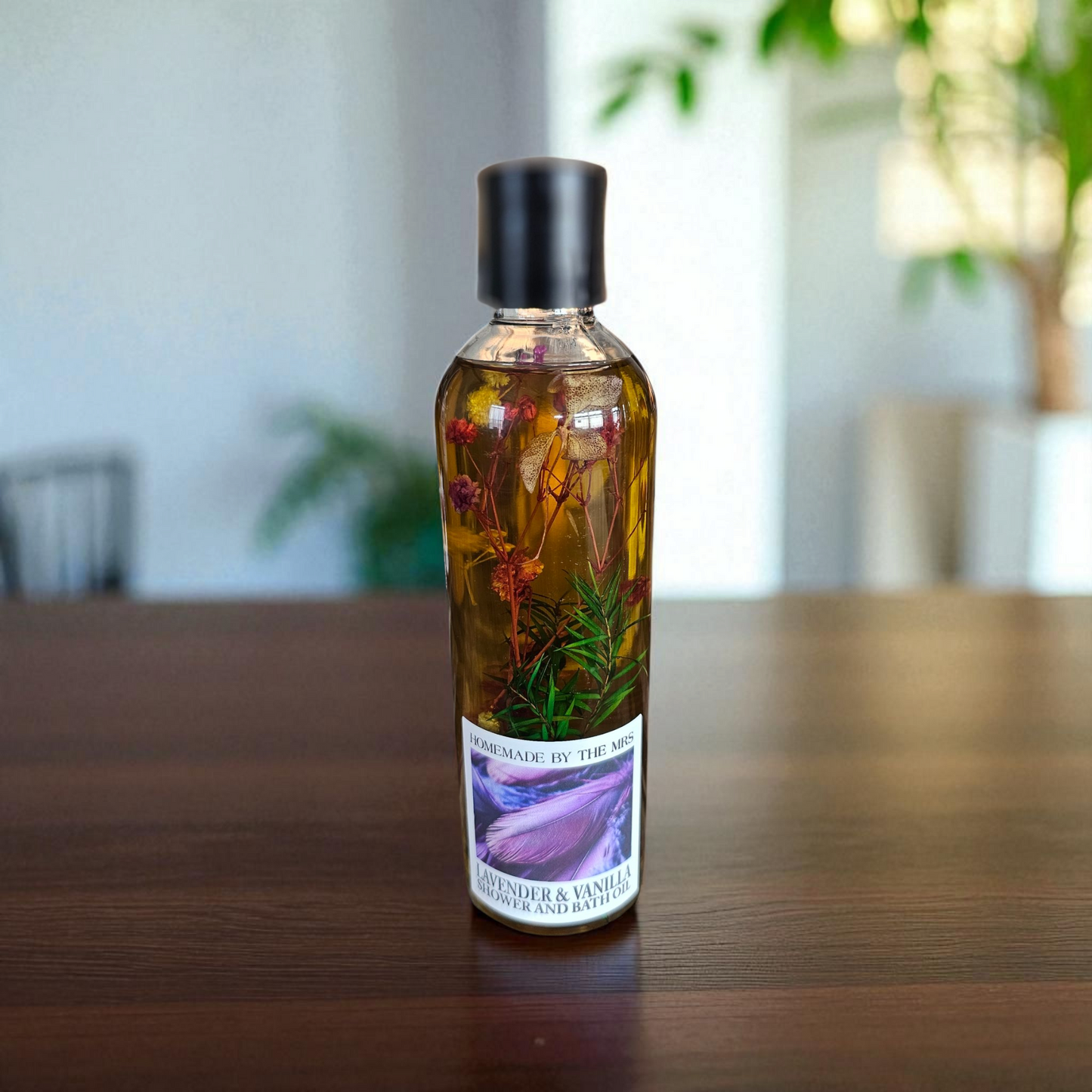 Lavender Vanilla Shower and Bath Oil Moisturizer (8oz) / Huile Hydratante de Douche et de Bain à la Lavande et à la Vanille (240 ml)
