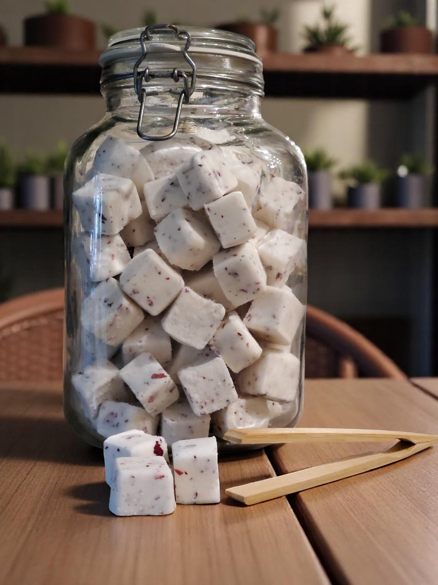 Hibiscus Bath Truffles (12 pack) / Truffes de Bain à l'Hibiscus (paquet de 12)