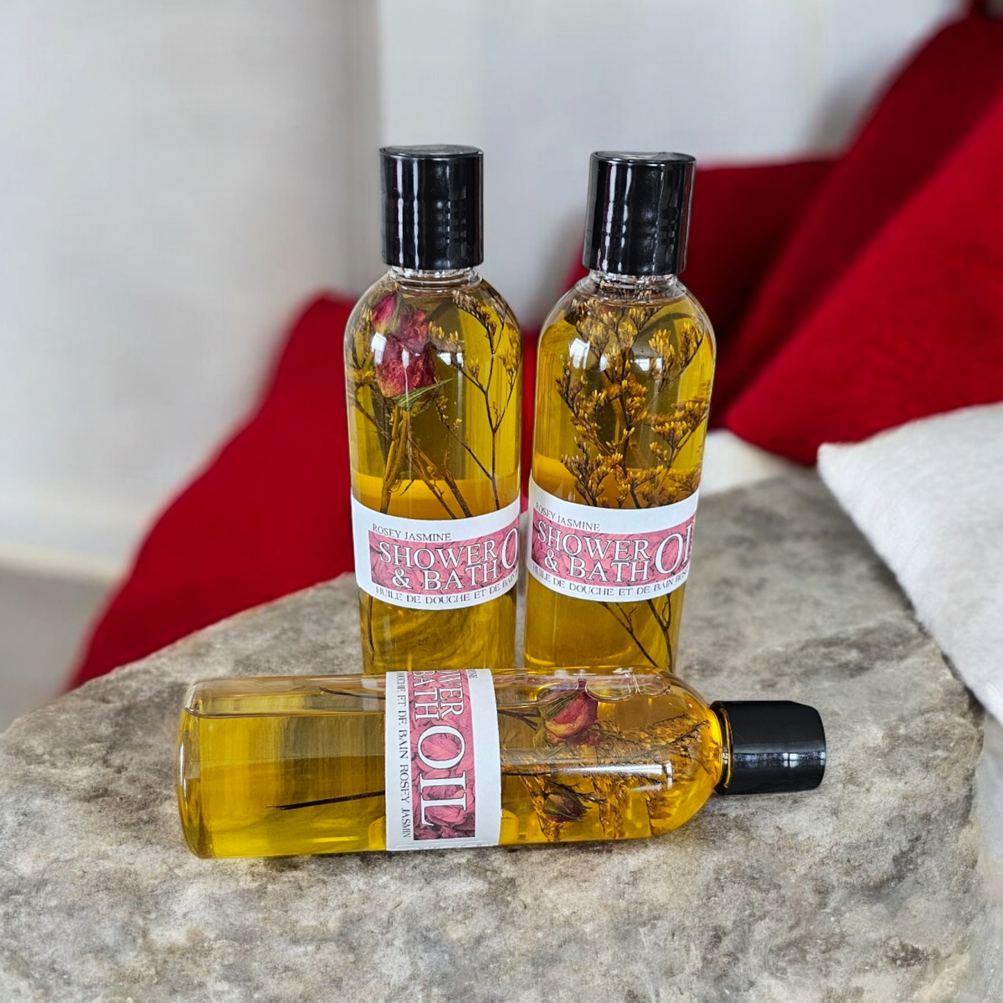 Shower and Bath Moisturizing Oils (8oz) / Huiles Hydratantes pour la Douche et le Bain (240 ml)