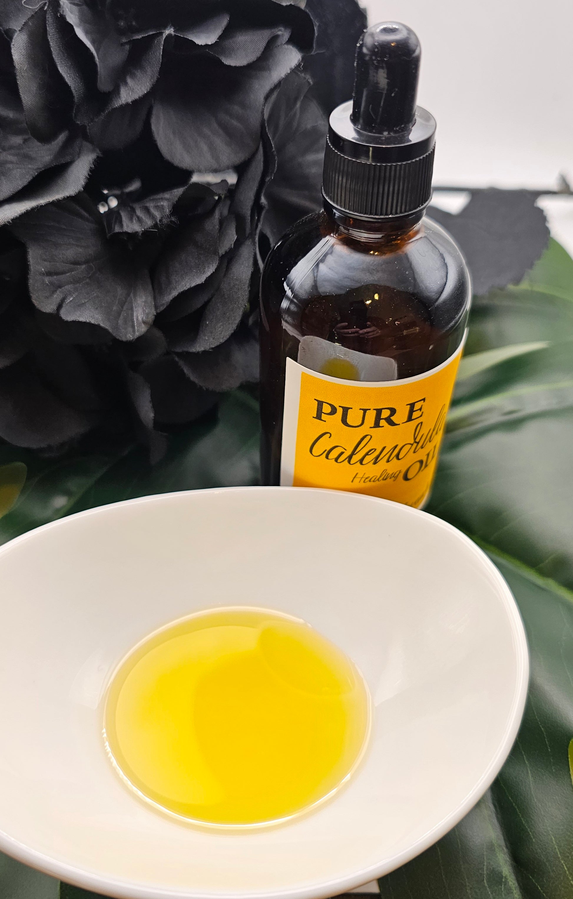 Pure Calendula Oil – Homemade by the mrs
